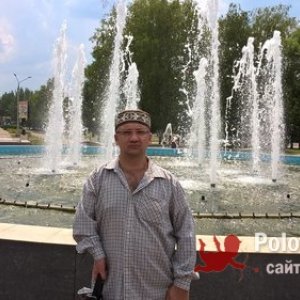Анатолий Котяков, 40 лет